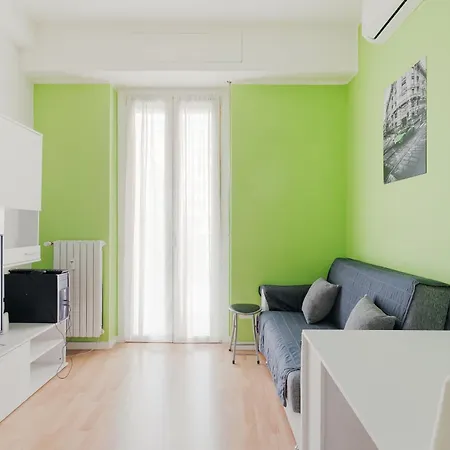 Guesthost - Mm1 Inganni Bright Apartamento *